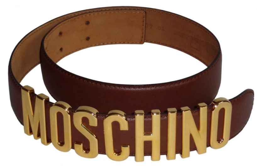 Đừng để thắt lưng moschino rởm bóp cổ và móc túi - 4