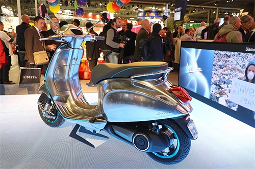  elettrica 2017 - scooter điện đầu tiên của vespa - 5