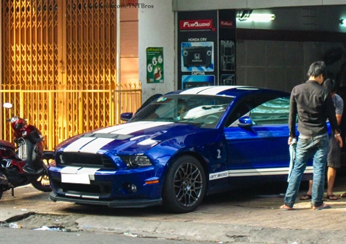  ford shelby gt500 2013 trên phố sài gòn - 4