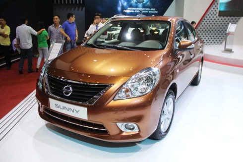  giá lăn bánh của nissan sunny - 1