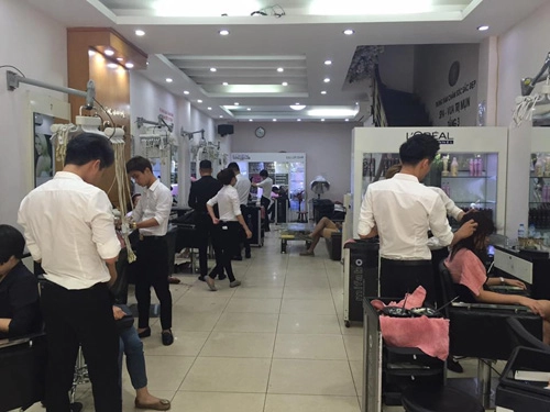 Hà nội chuỗi salon tóc thu hút hàng nghìn khách mỗi ngày - 2