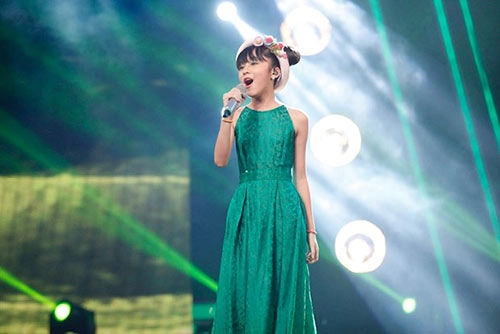 Hồ văn cường áp đảo bình chọn tại vietnam idol kids dù hát nấc - 8
