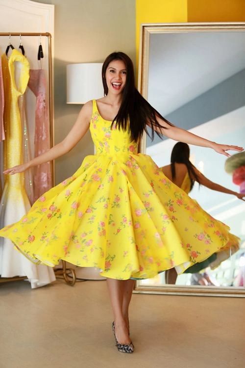 Hoa hậu trái đất 2015- angelia ong tới thăm việt nam - 11