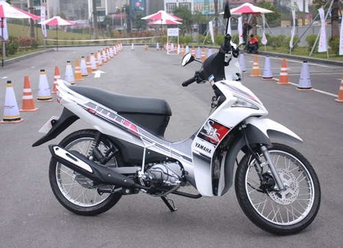  honda blade và yamaha sirius fi - tiếp nối cuộc chiến dài ở việt nam - 1