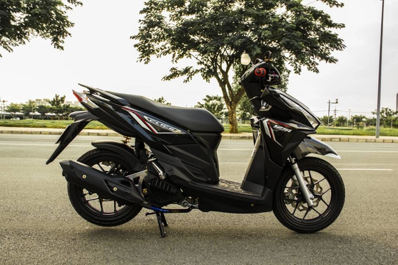 Honda click 125i độ nổi bật với dàn đồ chơi hiệu của biker việt - 1