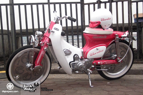  honda cub độ của bóng hồng xinh đẹp - 1