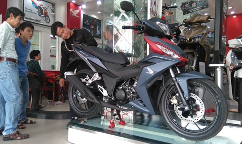  honda winner 150 đội giá 5 triệu đồng - 1