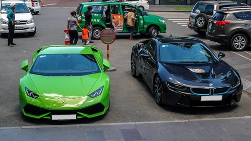  huracan và i8 ở sài gòn - 1