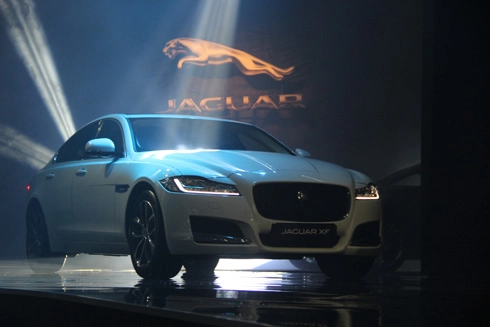  jaguar xf thế hệ mới ra mắt thị trường việt nam - 1