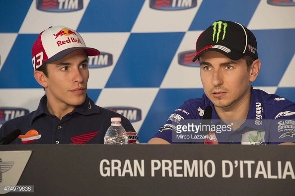 Jorge lorenzo và marc marquez mỗi người một vệ sĩ riêng tại grand prix italia cuối tuần này - 2