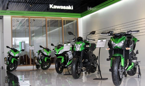  kawasaki xâm nhập việt nam - 1