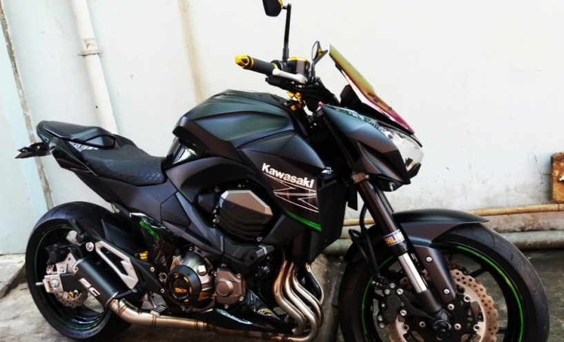 Kawasaki z800 trong bản độ nhiều đồ chơi hàng hiệu của biker cần thơ - 1