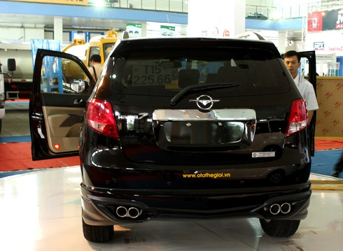  khác lạ haima7 tại autoexpo 2012 - 5