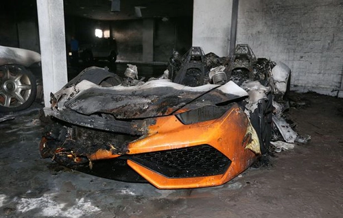  lamborghini hurracan bị thiêu thành tro - 2