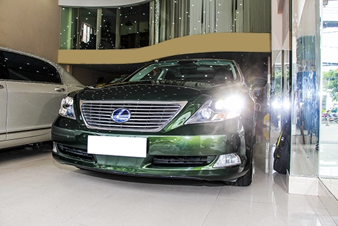  lexus ls600hl mất giá 3 tỷ đồng sau 6 năm - 1