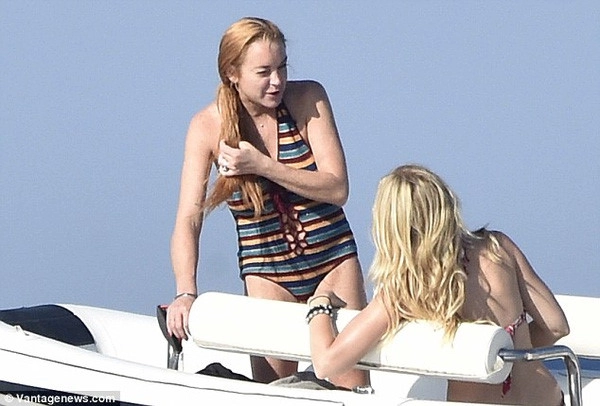 Lindsay lohan thú nhận chồng chưa cưới nhiều lần bạo hành cô - 4