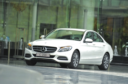  mercedes c-class thế hệ mới giá từ 14 tỷ tại việt nam - 1