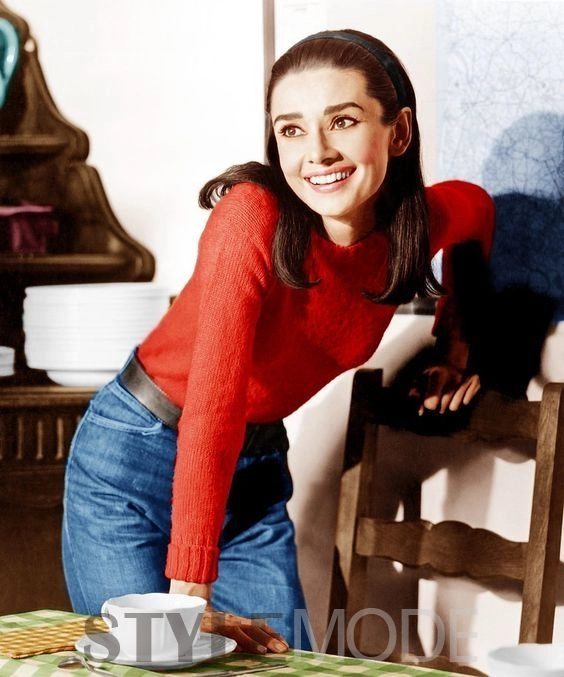 Minh chứng cho thấy audrey hepburn là biểu tượng thời trang không ai sánh bằng - 23