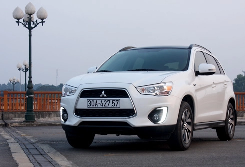  mitsubishi outlander sport - đối thủ lớn của mazda cx-5 - 1