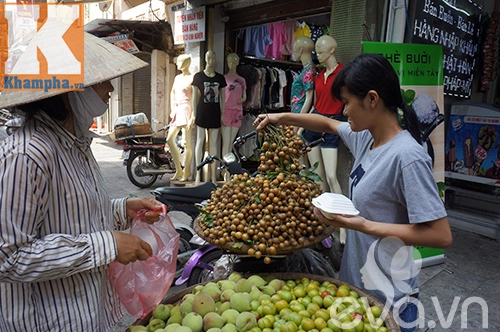 Mùa quất hồng bì thơm lừng từng con phố thủ đô - 1