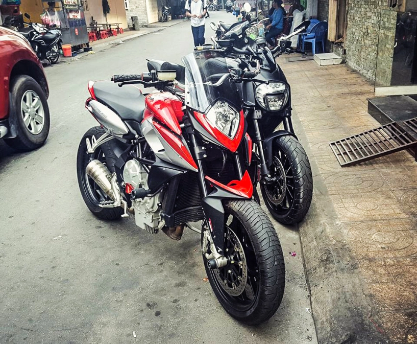 Mv agusta rivale 800 khác biệt và chất chơi - 1