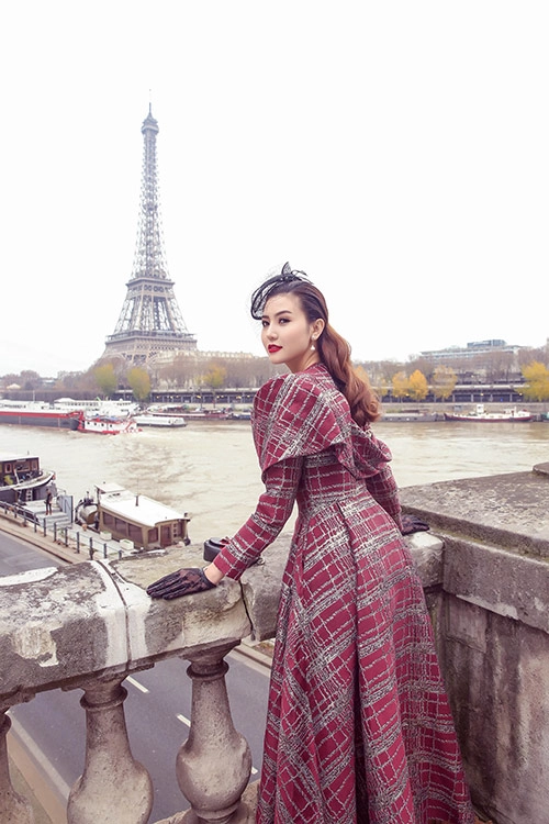 Ngọc duyên đẹp không tì vết khi dạo chơi trên đường phố paris - 5