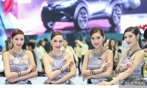  người đẹp khoe dáng tại triển lãm ôtô lớn nhất thái lan - 5