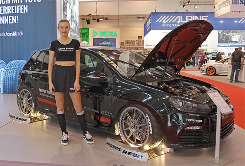  người đẹp và xế độ ở essen motor show 2015 - 8