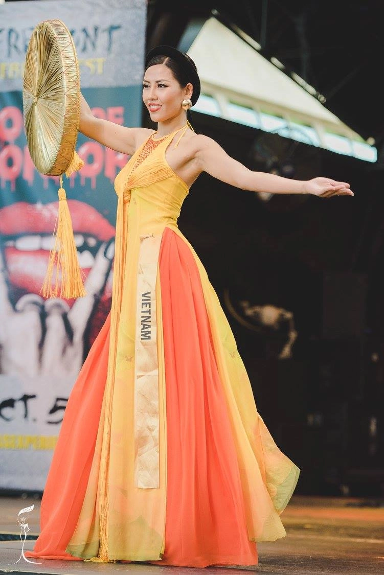 Nguyễn thị loan lọt top 10 trang phục dân tộc đẹp nhất miss grand international 2016 - 1