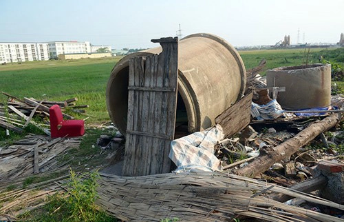 Những ông bố bà mẹ làm lao công ở ống cống nuôi con thành tài khiến ta rơi lệ - 2