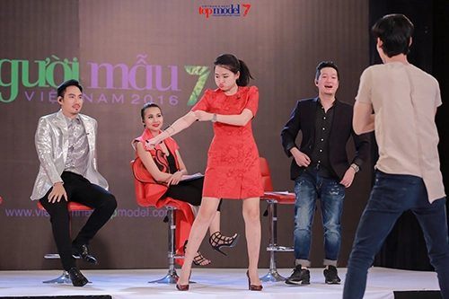 Những phút bá đạo của nữ giám khảo bị khiếp sợ nhất next top model - 2