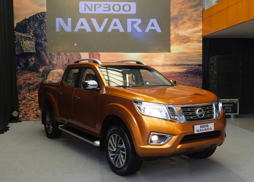  nissan navara thế hệ mới giá từ 645 triệu tại việt nam - 1