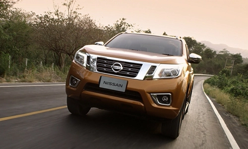  nissan np300 navara mới chuẩn bị đổ bộ vào việt nam - 1