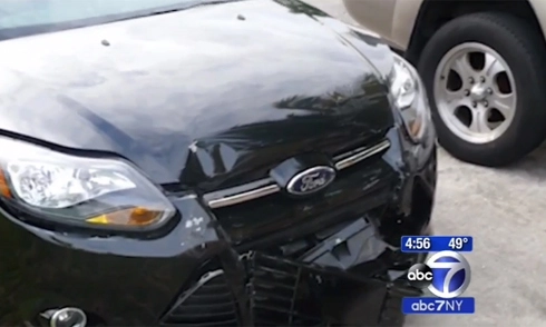  nữ tài xế gây tai nạn bỏ chạy ôtô tự báo cảnh sát - 1