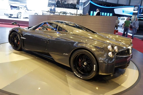  pagani huayra với bộ vỏ carbon 150000 usd - 1