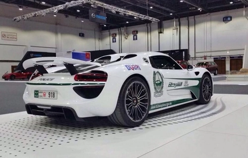  porsche 918 spyder - siêu xe mới của cảnh sát dubai - 3