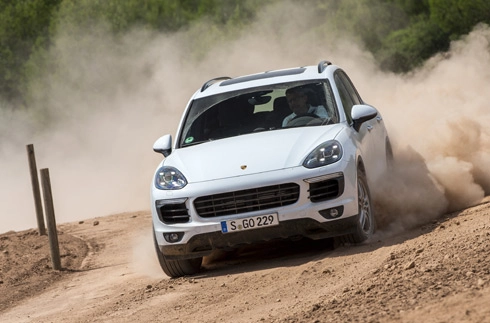  porsche cayenne 2015 - khi nhà giàu leo núi - 1