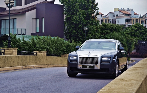  rolls-royce ghost - mê hoặc từ sự sang trọng - 1