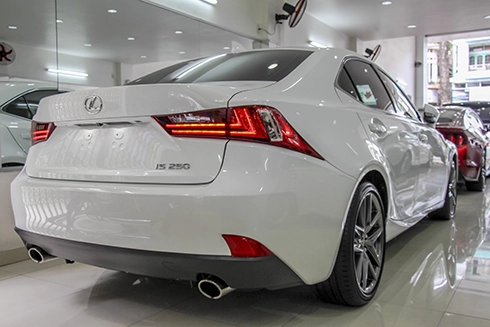  sedan hạng sang lexus is250 rao bán 24 tỷ đồng - 2