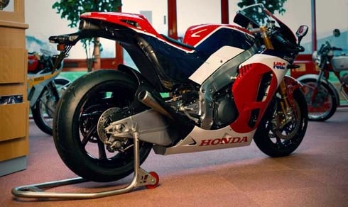  siêu phẩm đường phố honda rc213v-s đến tay khách hàng - 5