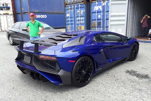  siêu phẩm lamborghini aventador sv đầu tiên về việt nam - 2