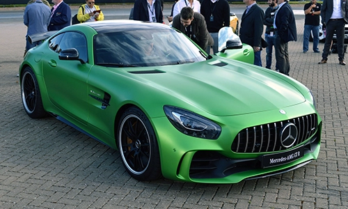  siêu phẩm mercedes-amg gt r chào thế giới - 1