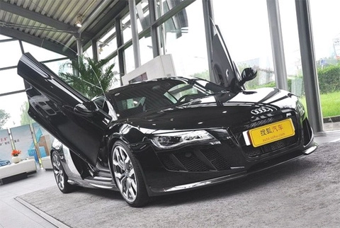  siêu xe audi r8 cửa kiểu lamborghini - 3