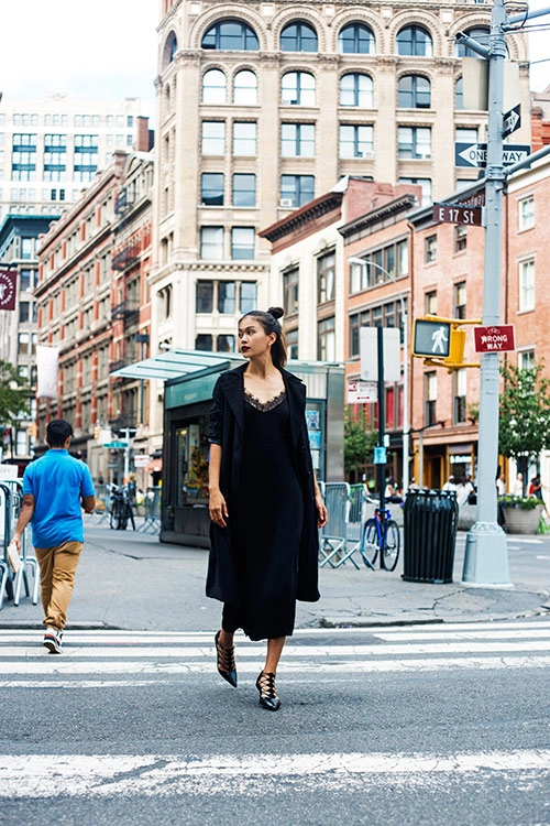 Street style cuốn hút của mâu thủy trên đường phố new york - 10