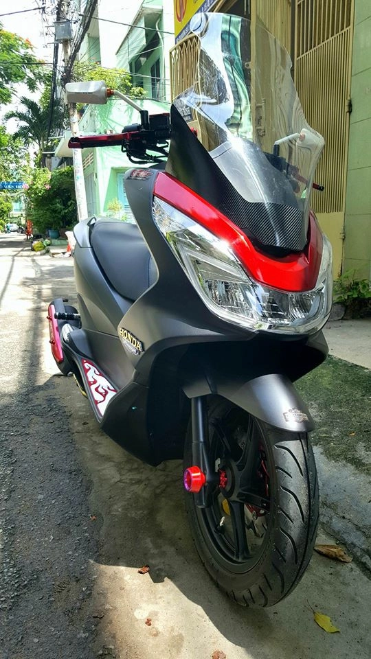 Super scooter honda pcx với loạt đồ chơi nổi bật - 5