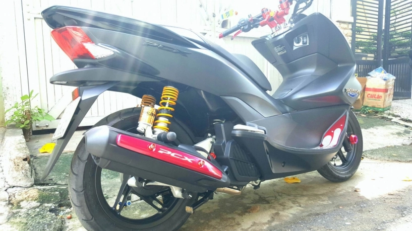 Super scooter honda pcx với loạt đồ chơi nổi bật - 11