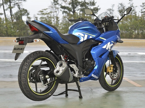  suzuki gixxer sf giá 1300 usd thách thức cbr150r - 3