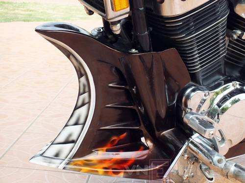  suzuki intruder độ chopper phong cách ghost rider - 8