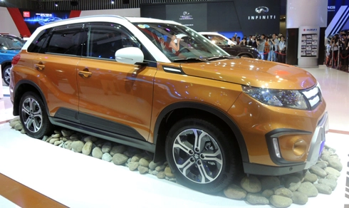  suzuki vitara 2015 có giá 730 triệu đồng - 1