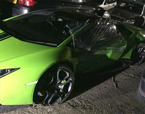  tài xế phá nát siêu xe lamborghini đi thuê - 3